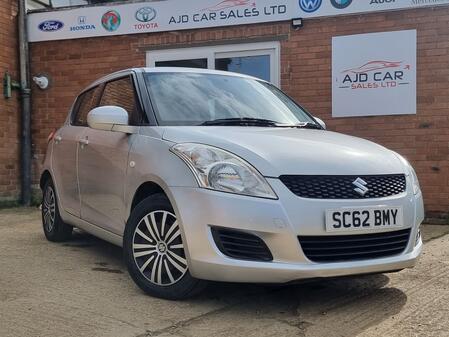 SUZUKI SWIFT